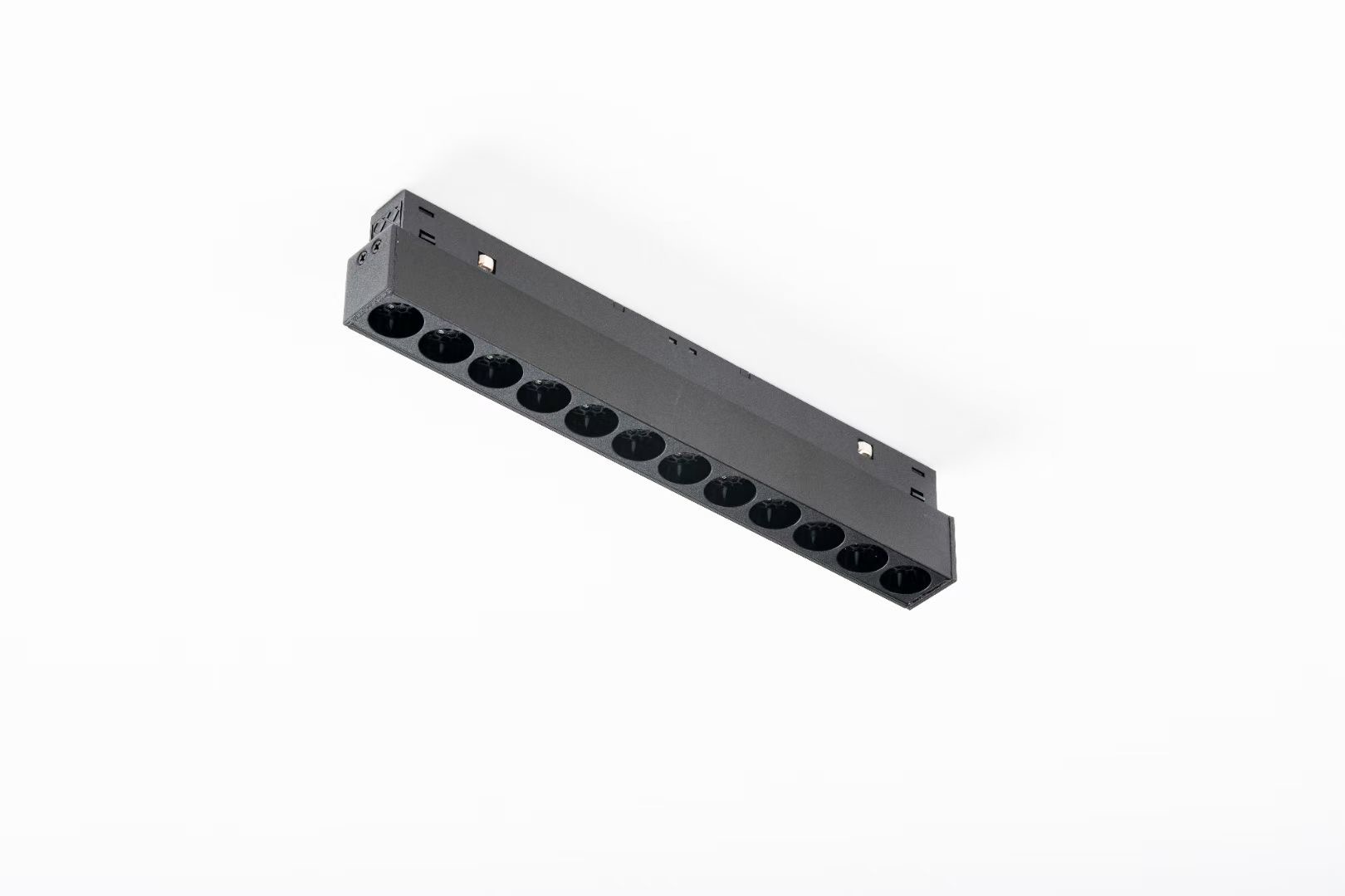 20 mm magneettisen radan säleikkövalo